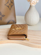 Luxury Signature Top Handle Bag - Elegant Women's Designer Handbag - NM3553