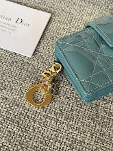Luxury Iconic Crossbody Bag - Women's Elegant Designer Fashion - NM7460