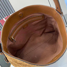Chic Designer Tote Handbag - Luxury Premium Women's Fashion Bag - NM3861