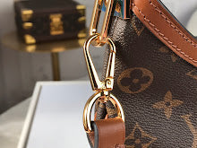 Chic Women's Designer Tote - Luxury Premium Handbag Style - NM5050