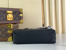 Luxury Monogram Shoulder Bag - Women's Elegant Designer Fashion - NM4437