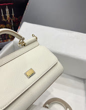 Designer Heritage Shoulder Bag - Premium Luxury Women's Handbag - NM7180