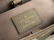 Luxury Designer Shoulder Bag for Women - Premium Fashion Handbag - NM4429