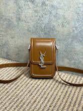 Premium Leather Crossbody Bag - Elegant Women's Designer Handbag - NM3397