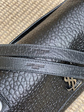 Luxury Iconic Crossbody Bag - Women's Elegant Designer Fashion - NM3421