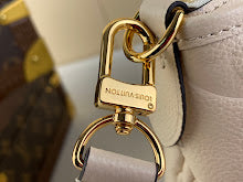 Premium Women's Shoulder Bag - Designer Luxury Fashion Accessory - NM4572