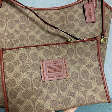 New Designer Iconic Shoulder Bag - Luxury Women's Premium Fashion - NM6374