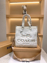 New Premium Leather Shoulder Bag - Elegant Women's Designer Handbag - NM6426