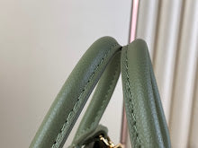 Luxury Structured Top Handle Bag - Premium Women's Designer Fashion - NM4954