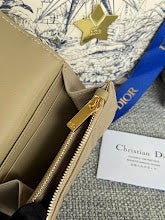 Designer Heritage Crossbody Bag - Premium Luxury Women's Fashion - NM7554