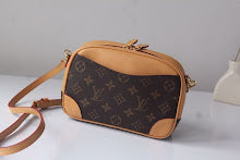 Luxury Designer Crossbody Bag for Women - Premium Fashion Handbag - NM4981
