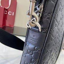Chic Designer Satchel Bag - Luxury Women's Top Handle Handbag - NM3979