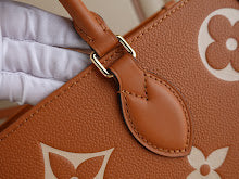 Luxury Structured Shoulder Bag - Women's Premium Designer Fashion - NM4992