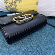 Luxury Structured Shoulder Bag - Women's Premium Designer Fashion - NM2790