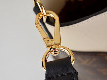 Premium Women's Shoulder Bag - Designer Luxury Fashion Accessory - NM4268