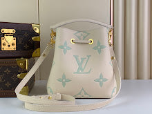 Luxury Monogram Shoulder Bag - Women's Elegant Designer Fashion - NM4976