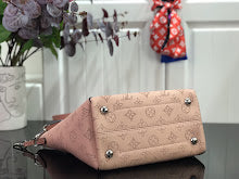 Luxury Designer Crossbody Bag for Women - Premium Fashion Handbag - NM4244