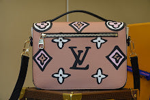 Chic Women's Crossbody Handbag - Luxury Premium Designer Style - NM4872