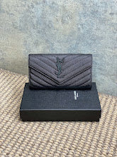 Chic Women's Crossbody Handbag - Luxury Premium Designer Style - NM3121