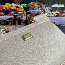 Chic Designer Tote Handbag - Luxury Premium Women's Fashion Bag - NM6769