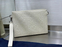 Designer Iconic Tote Handbag - Premium Luxury Women's Fashion - NM7477