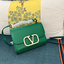 Chic Designer Crossbody Purse - Premium Luxury Women's Style - NM2788