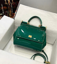Chic Women's Designer Tote - Luxury Premium Handbag Style - NM6885