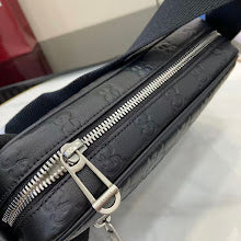 Designer Iconic Tote Handbag - Premium Luxury Women's Fashion - NM3971