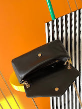 Luxury Structured Shoulder Bag - Women's Premium Designer Fashion - NM3301