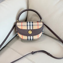 New Luxury Iconic Crossbody Bag - Women's Elegant Designer Fashion - NM5774