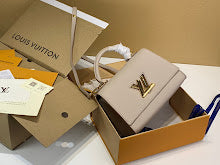 Luxury Designer Shoulder Bag for Women - Premium Fashion Handbag - NM4091