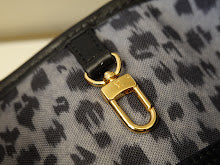 Designer Heritage Top Handle Bag - Premium Luxury Women's Fashion - NM4875