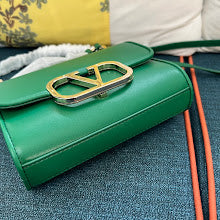 Chic Designer Crossbody Purse - Premium Luxury Women's Style - NM2788