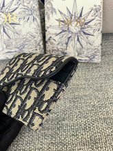 Designer Iconic Tote Handbag - Premium Luxury Women's Fashion - NM7438