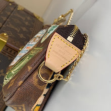 Luxury Structured Top Handle Bag - Premium Women's Designer Fashion - NM5113
