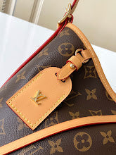 Premium Signature Shoulder Bag - Chic Women's Luxury Designer - NM4097