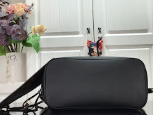 Chic Women's Crossbody Handbag - Luxury Premium Designer Style - NM4120
