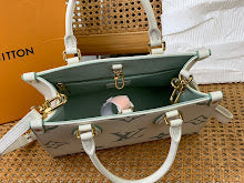 Chic Designer Satchel Bag - Luxury Women's Top Handle Handbag - NM4457