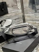 Luxury Iconic Crossbody Bag - Women's Elegant Designer Fashion - NM3273