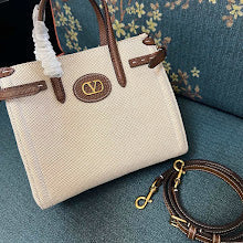 Premium Signature Shoulder Bag - Chic Women's Luxury Designer - NM2761