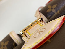 Premium Women's Crossbody Bag - Luxury Designer Fashion Accessory - NM4438
