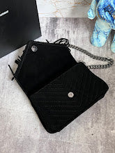 Chic Women's Designer Tote - Luxury Premium Handbag Style - NM3231