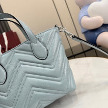 Premium Signature Shoulder Bag - Chic Women's Luxury Designer - NM4045