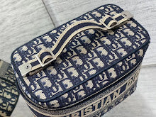 Chic Women's Shoulder Handbag - Luxury Premium Designer Style - NM7636