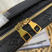 Premium Leather Shoulder Bag - Elegant Women's Designer Handbag - NM5307