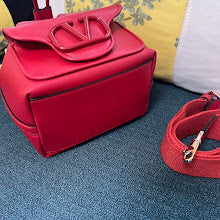 Chic Women's Shoulder Handbag - Luxury Premium Designer Style - NM2977