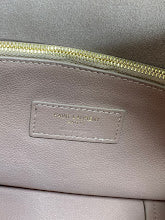 Designer Iconic Shoulder Bag - Luxury Women's Premium Fashion - NM3404