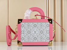 Luxury Structured Shoulder Bag - Women's Premium Designer Fashion - NM4939