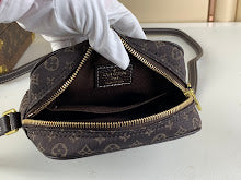 Chic Designer Tote Handbag - Luxury Premium Women's Fashion Bag - NM5026