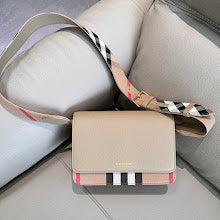New Designer Iconic Top Handle Bag - Luxury Women's Premium Handbag - NM5817